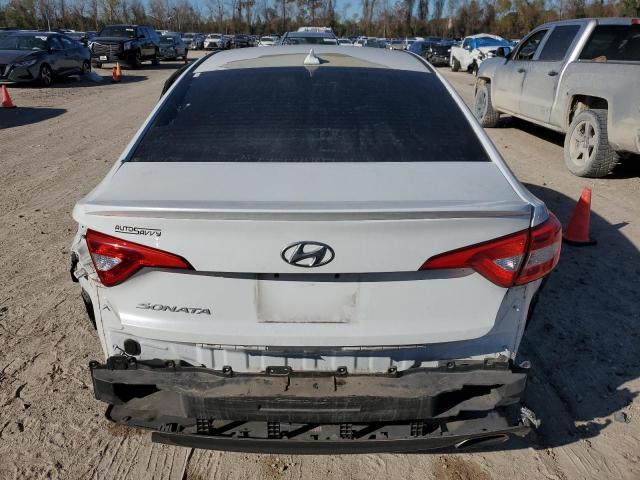 5NPE24AF5FH086301 - 2015 HYUNDAI SONATA SE WHITE photo 6