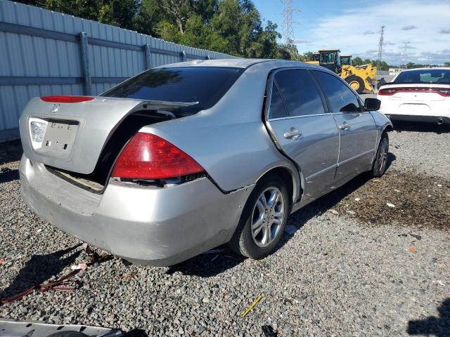 1HGCM56806A120669 - 2006 HONDA ACCORD EX 银色 照片 3