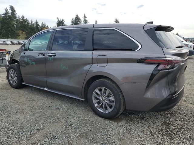 5TDYRKEC4PS153026 - 2023 TOYOTA SIENNA XLE 灰色 照片 2