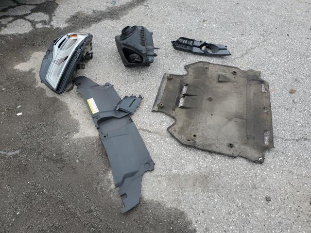 WAUG3AFC8JN043497 - 2018 AUDI A6 PREMIUM PLUS Weiß Foto 12