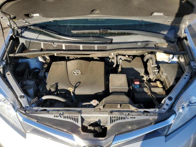 5TDYZ3DC9JS924613 - 2018 TOYOTA SIENNA XLE ვერცხლისფერი ფოტო 12