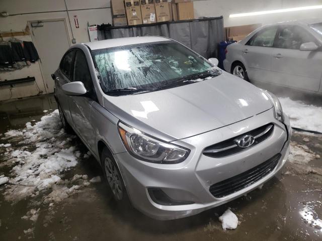 KMHCT4AE0GU988871 - 2016 HYUNDAI ACCENT SE SILVER photo 4