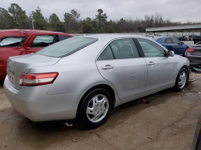 4T1BF3EK0BU756566 - 2011 TOYOTA CAMRY BASE SILVER photo 3