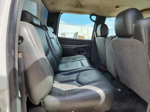 1GCHC23U95F959695 - 2005 CHEVROLET SILVERADO C2500 HEAVY DUTY WHITE photo 10