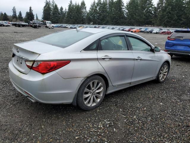 5NPEC4AC0CH421625 - 2012 HYUNDAI SONATA SE SILVER photo 3