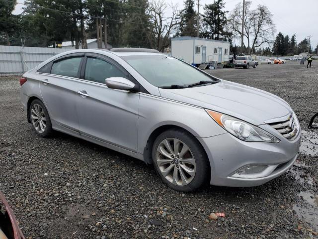 5NPEC4AC0CH421625 - 2012 HYUNDAI SONATA SE SILVER photo 4