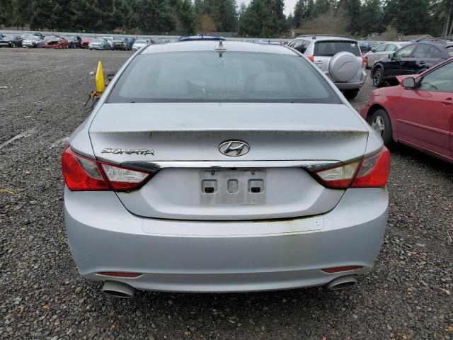 5NPEC4AC0CH421625 - 2012 HYUNDAI SONATA SE SILVER photo 6