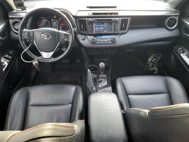 JTMJFREV7JJ218296 - 2018 TOYOTA RAV4 SE 灰色 照片 8