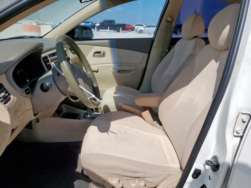 KNADE123576210520 - 2007 KIA RIO BASE WHITE photo 7