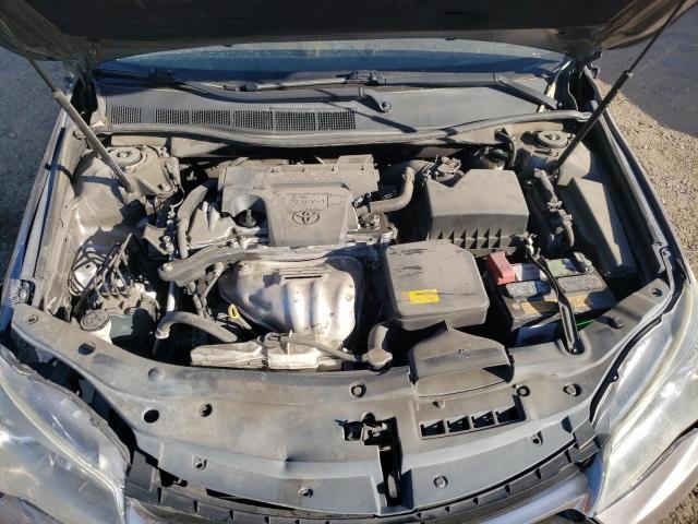 4T1BF1FK5FU895584 - 2015 TOYOTA CAMRY LE GRAY photo 11