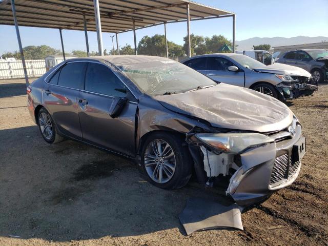 4T1BF1FK5FU895584 - 2015 TOYOTA CAMRY LE GRAY photo 4