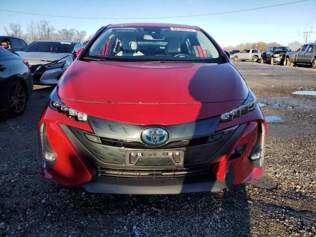 JTDKAMFP1M3171393 - 2021 TOYOTA PRIUS PRIM LE RED photo 5