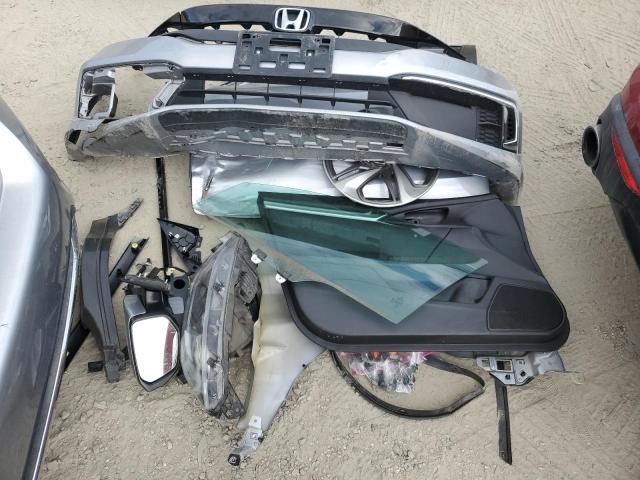 2HGFC2F6XKH574954 - 2019 HONDA CIVIC LX Сріблястий фото 12