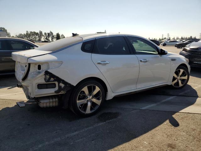 5XXGT4L39KG370139 - 2019 KIA OPTIMA LX Weiß Foto 3