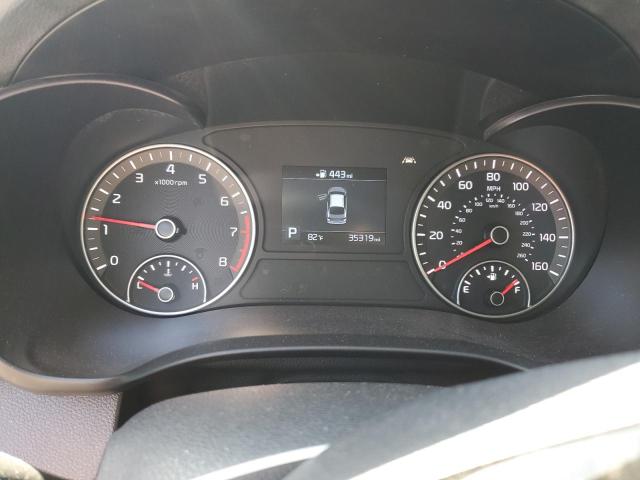 5XXGT4L39KG370139 - 2019 KIA OPTIMA LX Weiß Foto 9