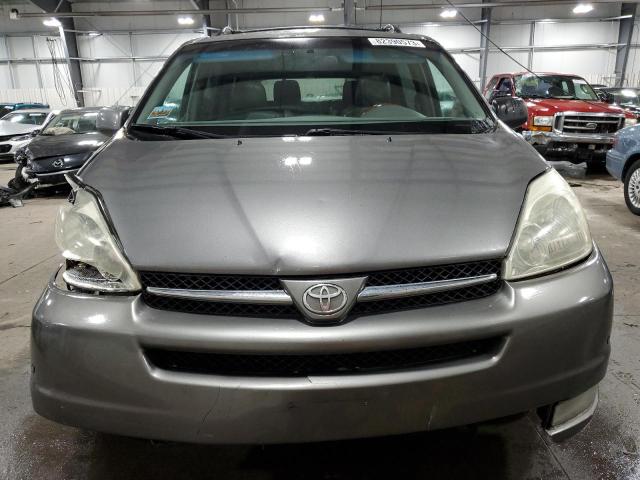 5TDBA22C45S053183 - 2005 TOYOTA SIENNA XLE GRAY photo 5