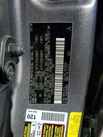 5TDYZ3DC9JS960480 - 2018 TOYOTA SIENNA XLE Серый фото 13