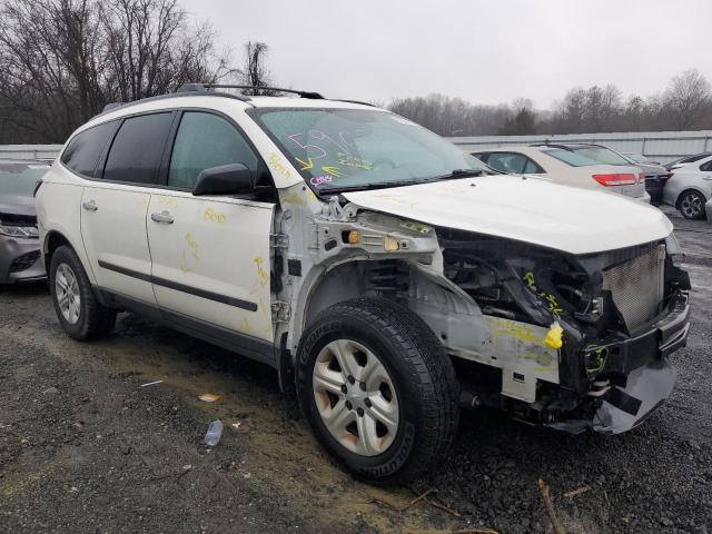 1GNKRFED3FJ139014 - 2015 CHEVROLET TRAVERSE LS WHITE photo 4