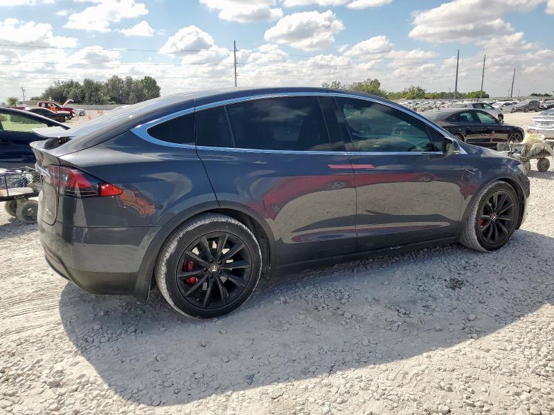 5YJXCBE48GF022157 - 2016 TESLA MODEL X GRAY photo 3