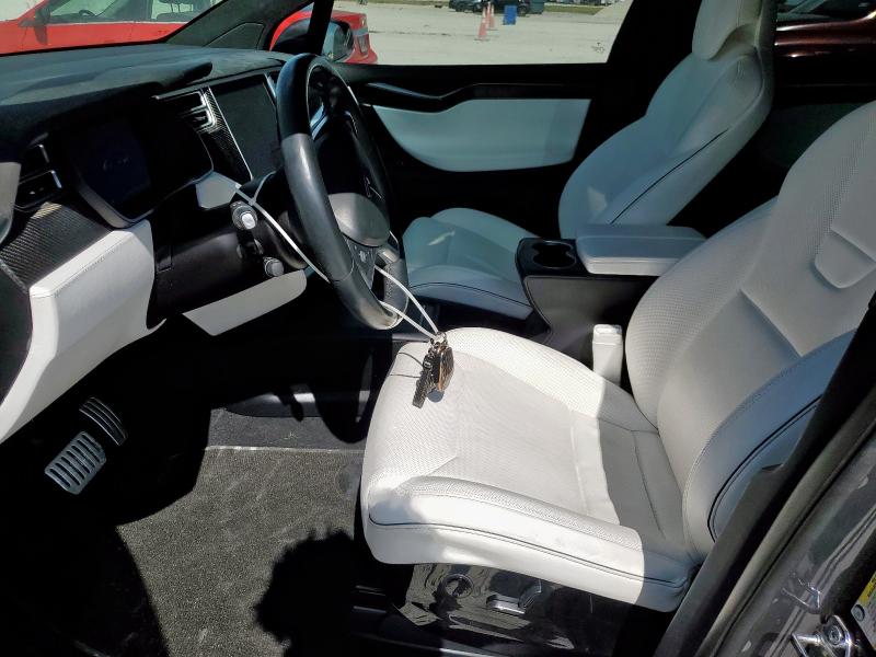 5YJXCBE48GF022157 - 2016 TESLA MODEL X GRAY photo 7