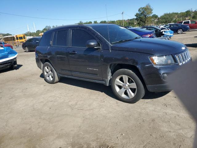 1C4NJDEB6GD587831 - 2016 JEEP COMPASS LATITUDE Noir photo 4