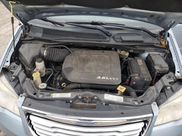 2C4RC1CG2DR512030 - 2013 CHRYSLER TOWN & COU TOURING L BLUE photo 12