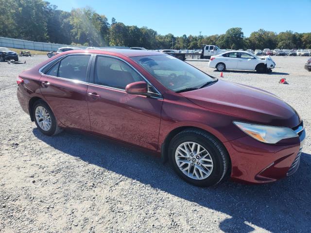 4T1BF1FK2HU673068 - 2017 TOYOTA CAMRY LE RED photo 4