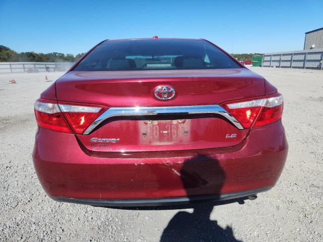 4T1BF1FK2HU673068 - 2017 TOYOTA CAMRY LE RED photo 6