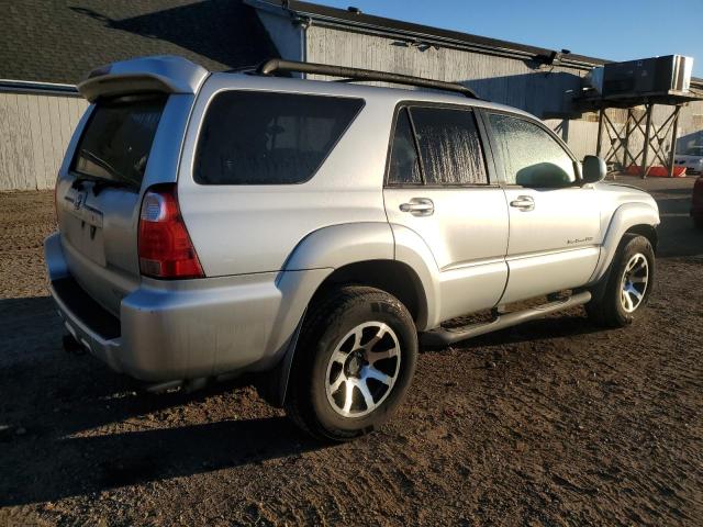 JTEBU14R08K015198 - 2008 TOYOTA 4RUNNER SR5 SILVER photo 3