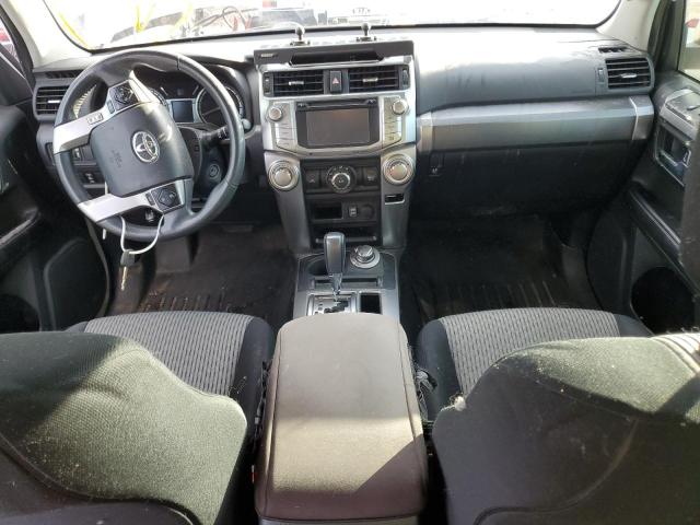 JTEBU5JR4H5469061 - 2017 TOYOTA 4RUNNER SR5/SR5 PREMIUM WHITE photo 8