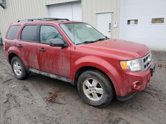 1FMCU9D77AKD30331 - 2010 FORD ESCAPE XLT RED photo 4