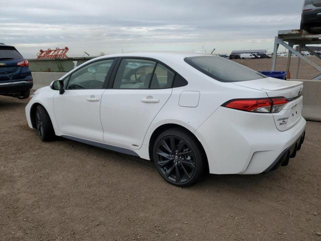 JTDBDMHEXSJ013548 - 2025 TOYOTA COROLLA LE WHITE photo 2