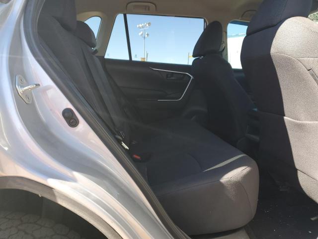 2T3F1RFV4LW125405 - 2020 TOYOTA RAV4 LE Gümüş foto 11