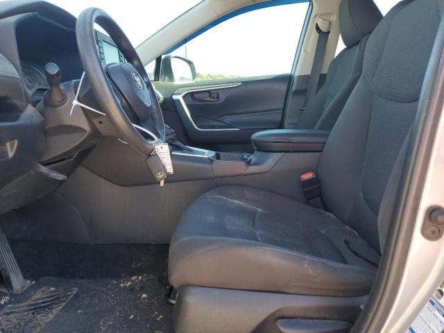 2T3F1RFV4LW125405 - 2020 TOYOTA RAV4 LE Gümüş foto 7