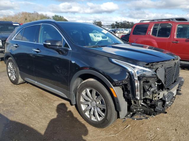 1GYFZCR41NF113655 - 2022 CADILLAC XT4 PREMIUM LUXURY BLACK photo 4