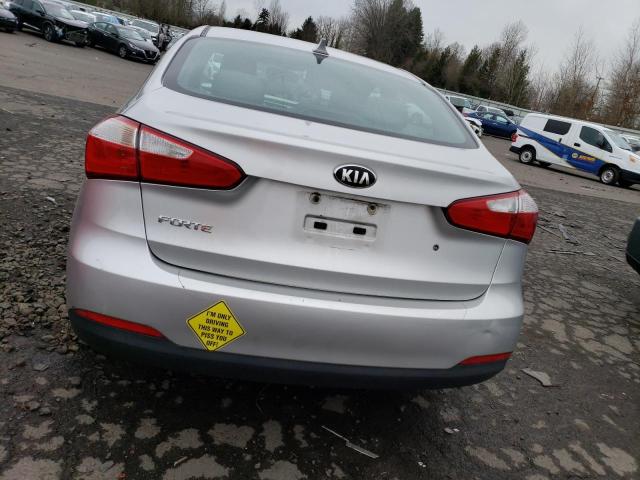 KNAFK4A68E5190328 - 2014 KIA FORTE LX GRAY photo 6