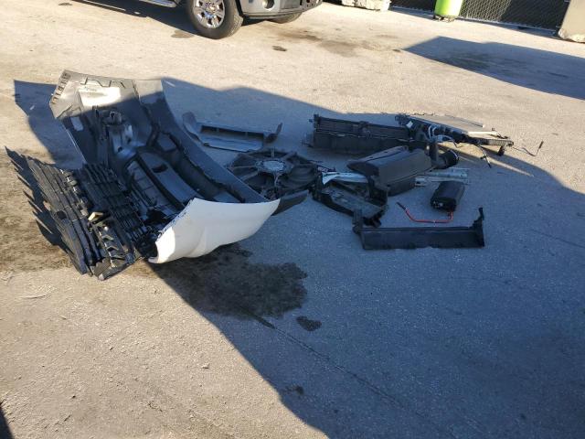 1GCHSBEA0K1213781 - 2019 CHEVROLET COLORADO WHITE photo 12