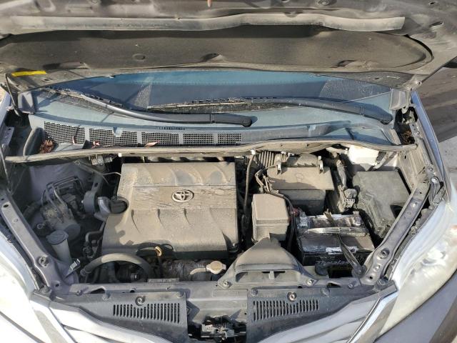 5TDYK3DC6DS315651 - 2013 TOYOTA SIENNA XLE GRAY photo 12