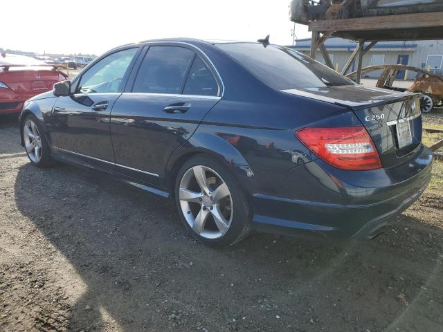 WDDGF4HB4EA966840 - 2014 MERCEDES-BENZ C 250 BLUE photo 2