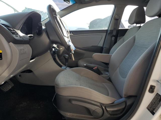 KMHCT4AE3HU243419 - 2017 HYUNDAI ACCENT SE 白色 照片 7