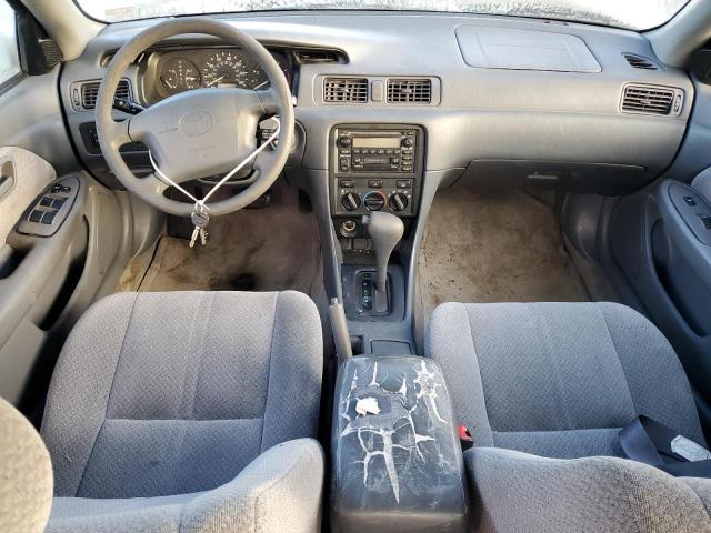 JT2BG28K510598618 - 2001 TOYOTA CAMRY LE SILVER photo 8