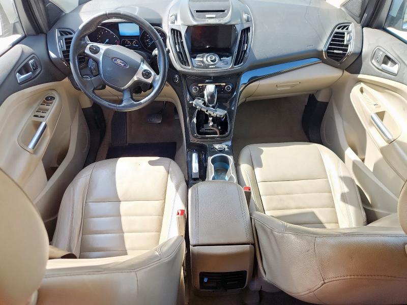 1FMCU0J98GUC91019 - 2016 FORD ESCAPE TITANIUM თეთრი ფოტო 8