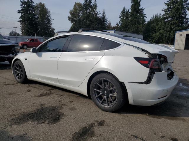 5YJ3E1EBXJF128828 - 2018 TESLA MODEL 3 Սպիտակ լուսանկար 2