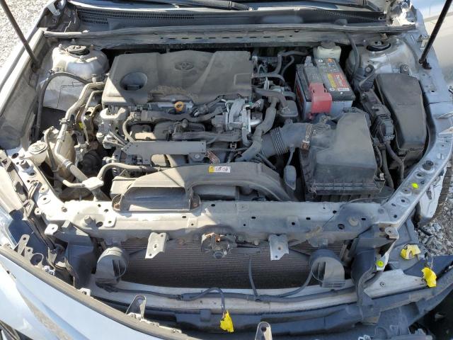 4T1B11HK3JU004082 - 2018 TOYOTA CAMRY L Gümüş foto 11