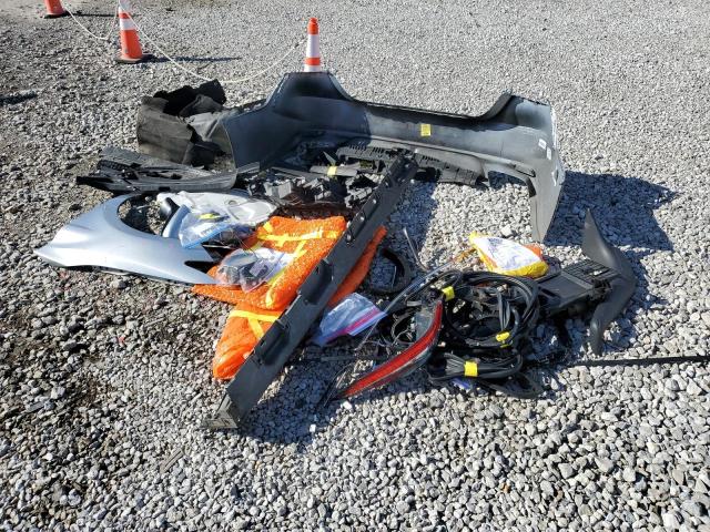 4T1B11HK3JU004082 - 2018 TOYOTA CAMRY L Gümüş foto 12