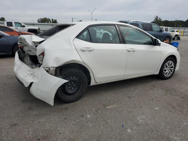 5YFBURHE0JP806266 - 2018 TOYOTA COROLLA L 白色 照片 3