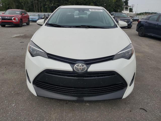 5YFBURHE0JP806266 - 2018 TOYOTA COROLLA L 白色 照片 5