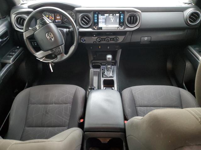 3TMAZ5CN3HM046896 - 2017 TOYOTA TACOMA DOUBLE CAB SILVER photo 8