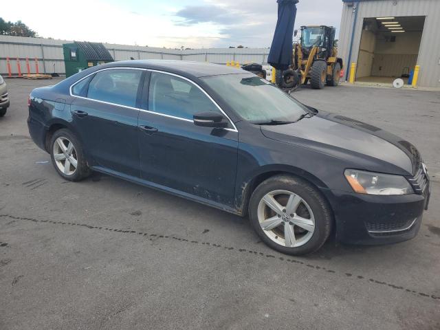 1VWBP7A35DC117158 - 2013 VOLKSWAGEN PASSAT SE BLACK photo 4