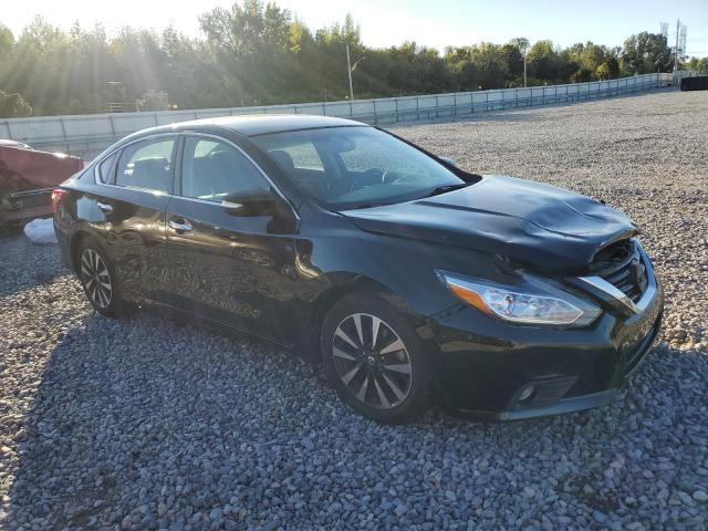 1N4AL3AP5JC244564 - 2018 NISSAN ALTIMA 2.5 Սև լուսանկար 4